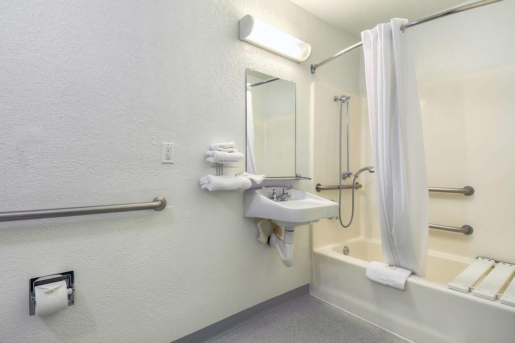 Motel 6 Anaheim Stadium - Orange Ngoại thất bức ảnh