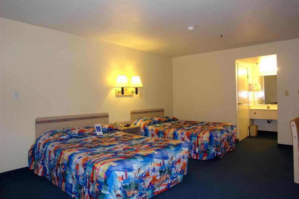 Motel 6 Anaheim Stadium - Orange Phòng bức ảnh